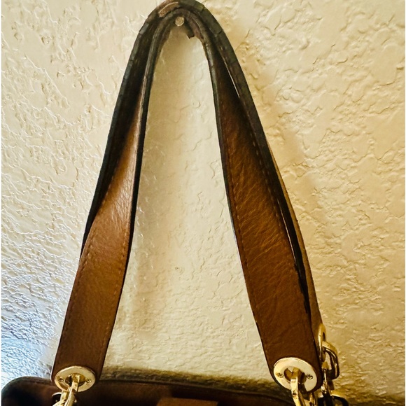 COPY - “. Michael Kors”  Authentic Shoulder Large Bag - Picture 12 of 16